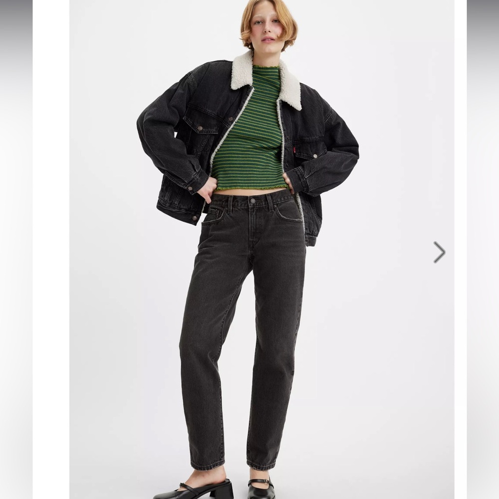 Levi’s Middy Straight Jean